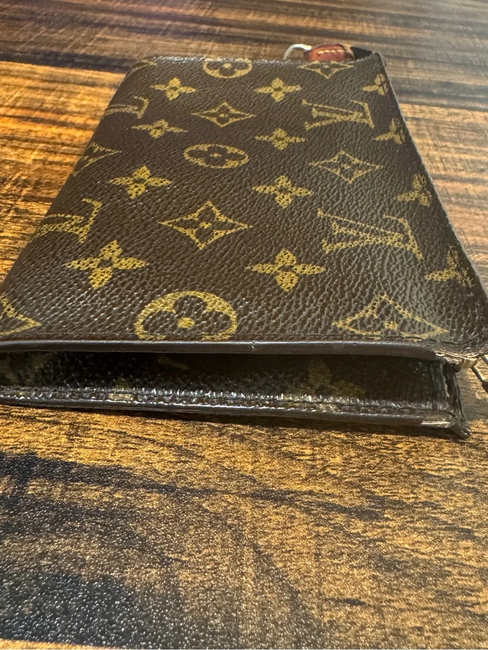 Louis Vuitton bucket pouch
